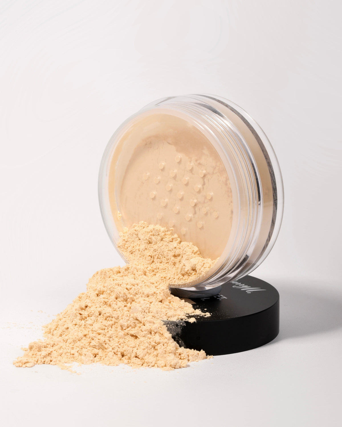 Ready, Set, Smooth Loose Powder | Banana F-BLSP
